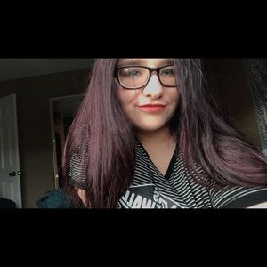 Meet your Posher, Dyantha